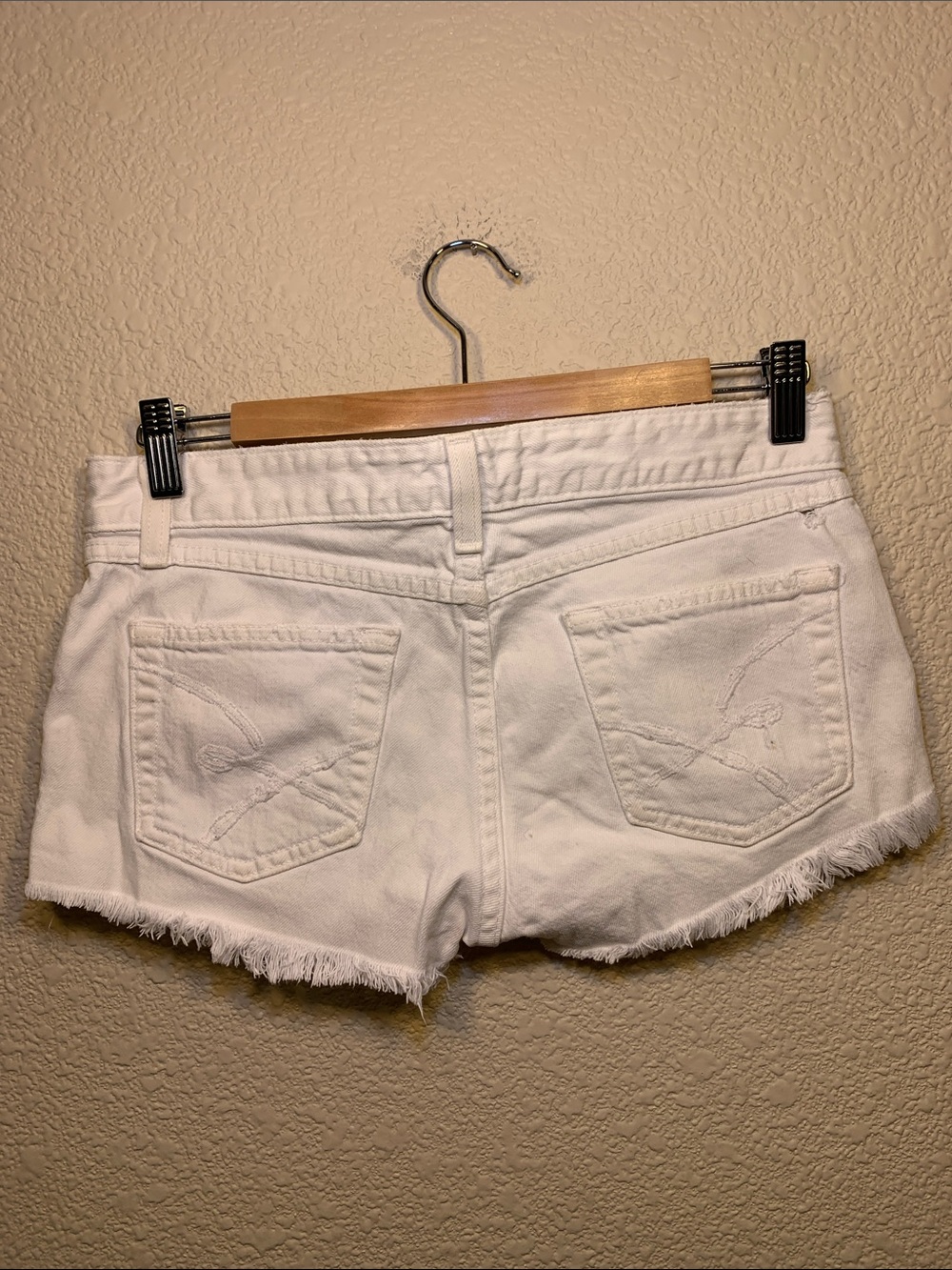 BKE denim white short sz 29 summer concert short booty short fray hem - Picture 3 of 3